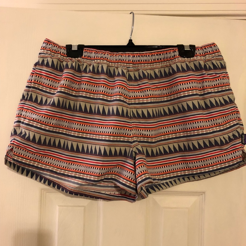 EUC Patagonia Barely Baggies shorts size xl